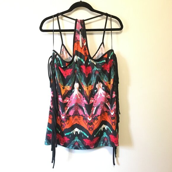 Arizona Bohemian Fusion Tassel Hemmed Tank - Picture 5 of 15